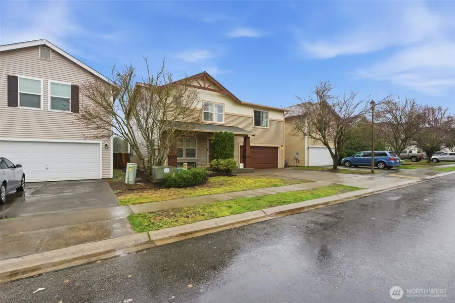 18708 94th Avenue Ct E, Puyallup, WA 98375 - Image #2