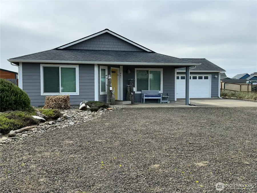 461 S Portal Loop Sw, Ocean Shores, WA 98569 - Image #2