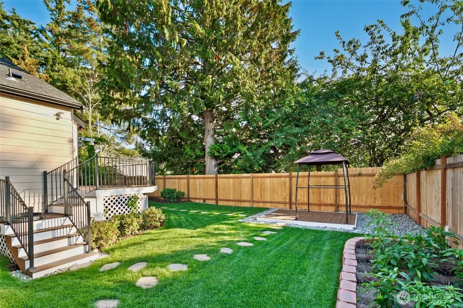 4902 241st Street Sw, Mountlake Terrace, WA 98043 - Image #2