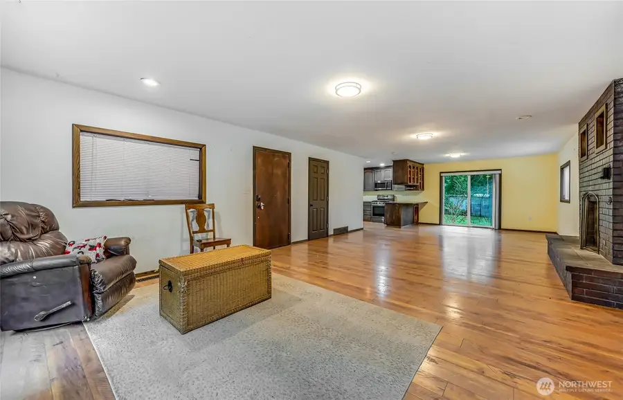 8221 308th Avenue Se, Issaquah, WA 98027 - Image #3