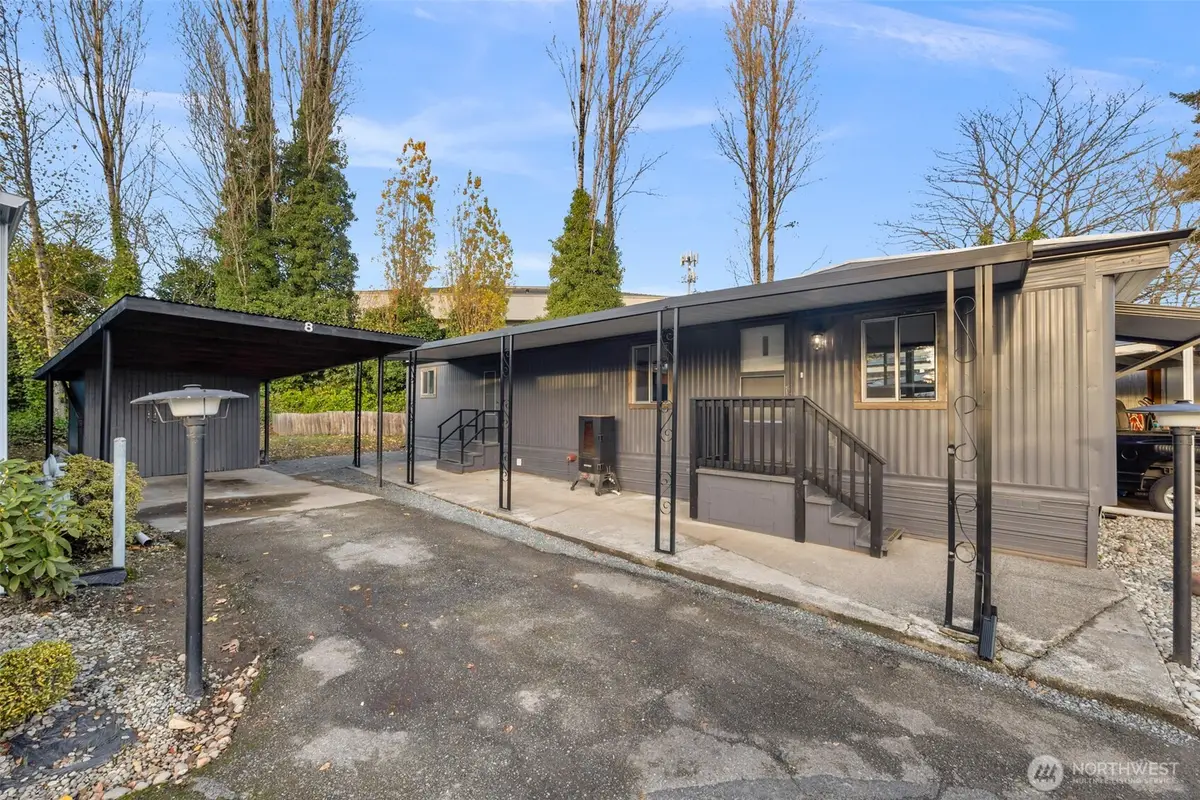 14322 Admiralty Way #8, Lynnwood, WA 98087 - Image #1