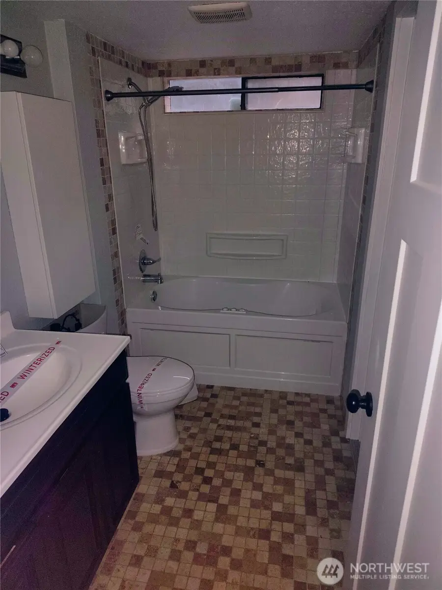 110 SW 116th Street #A11, Seattle, WA 98146 - Image #3