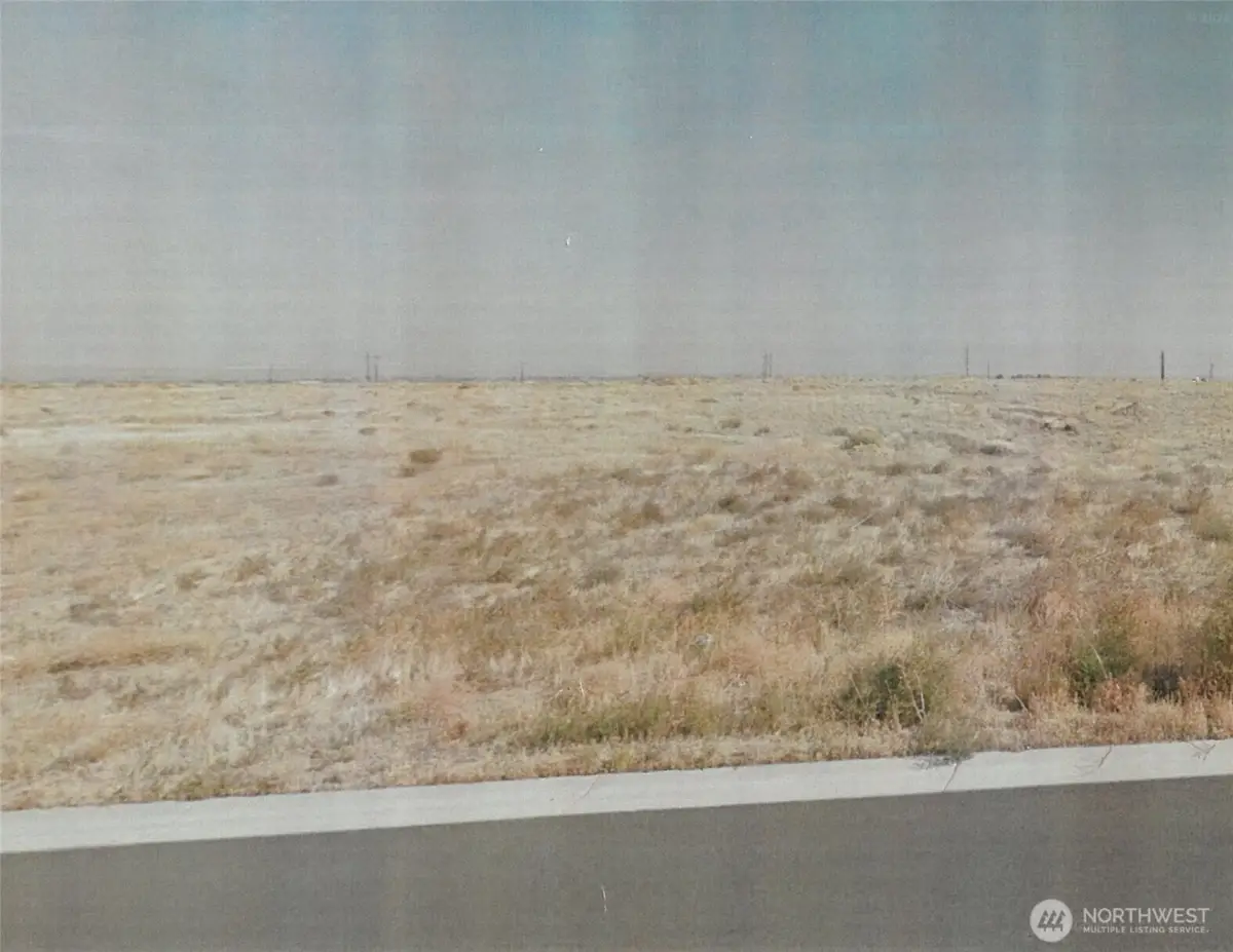 910 NE 5th #2, Ephrata, WA 98823 - Image #1