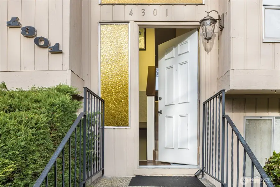 4301 156th Street Sw, Lynnwood, WA 98087 - Image #3