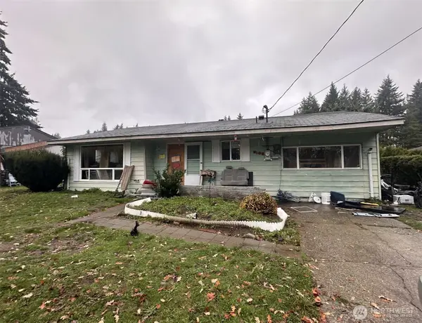 2108 NE Bellpark Drive, Bremerton, WA 98310