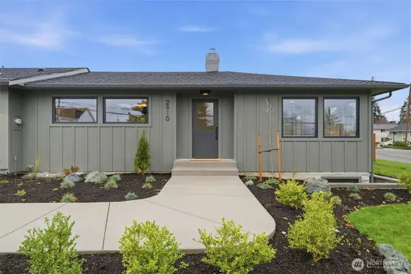 2910 K Avenue, Anacortes, WA 98221