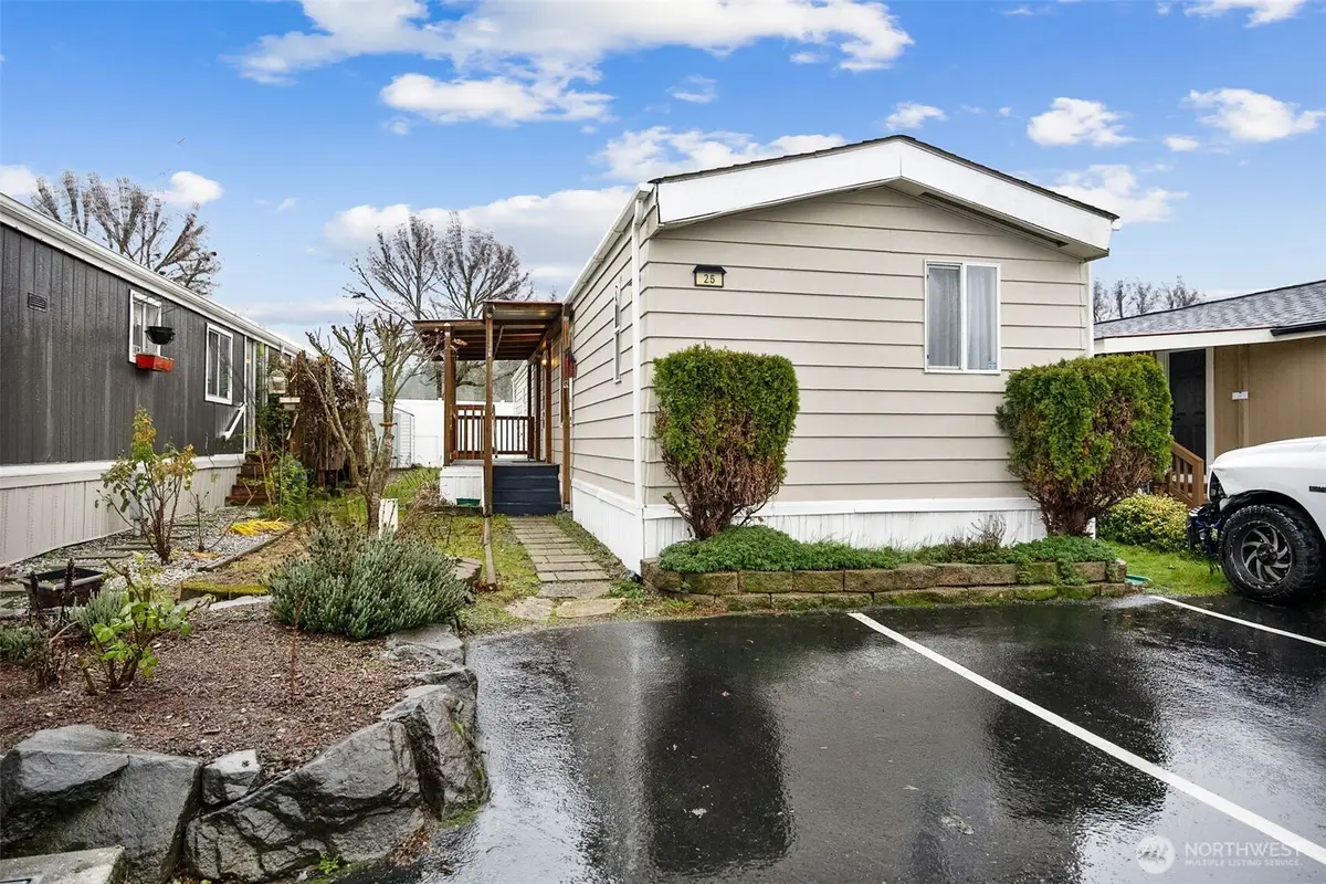 210 37th Street Se #25, Auburn, WA 98002 - Image #1