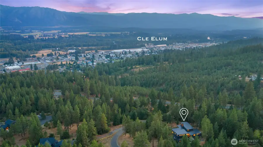 422 Forest Ridge Drive, Cle Elum, WA 98922 - Image #2