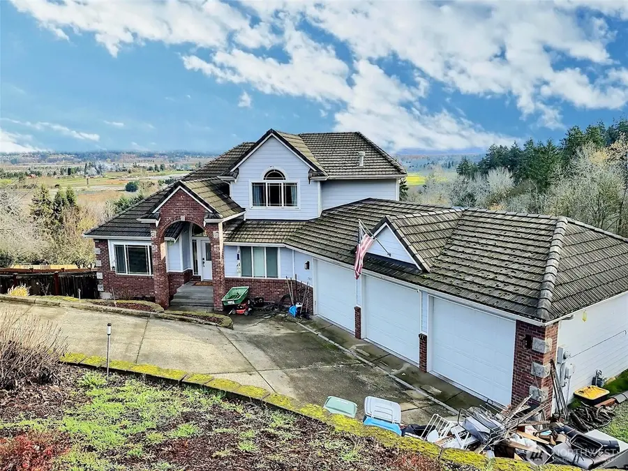 5805 51st Avenue Ct E, Tacoma, WA 98443 - Image #2