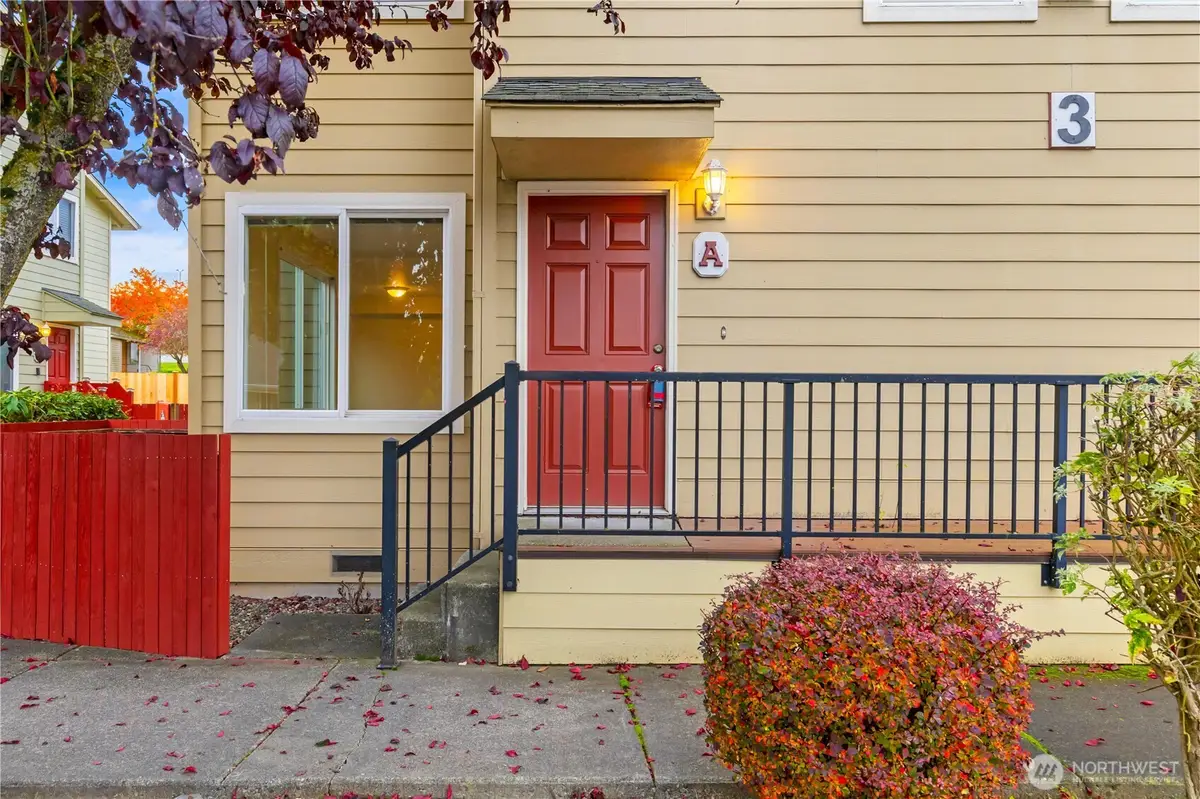 2902 13th Street #3A, Everett, WA 98201 - Image #1