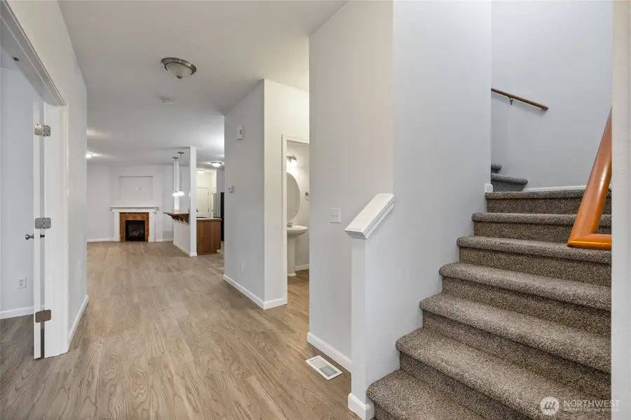 7623 Denali Avenue Ne, Lacey, WA 98516 - Image #2