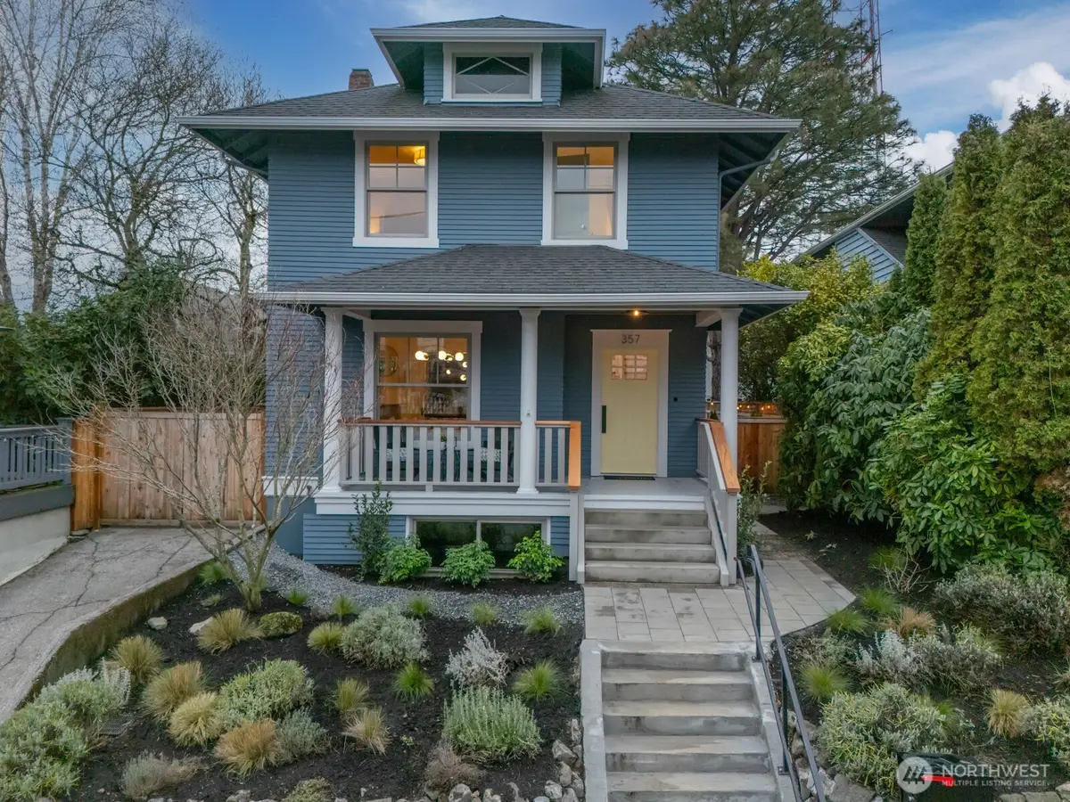 357 Garfield Street, Seattle, WA 98109 - Image #1