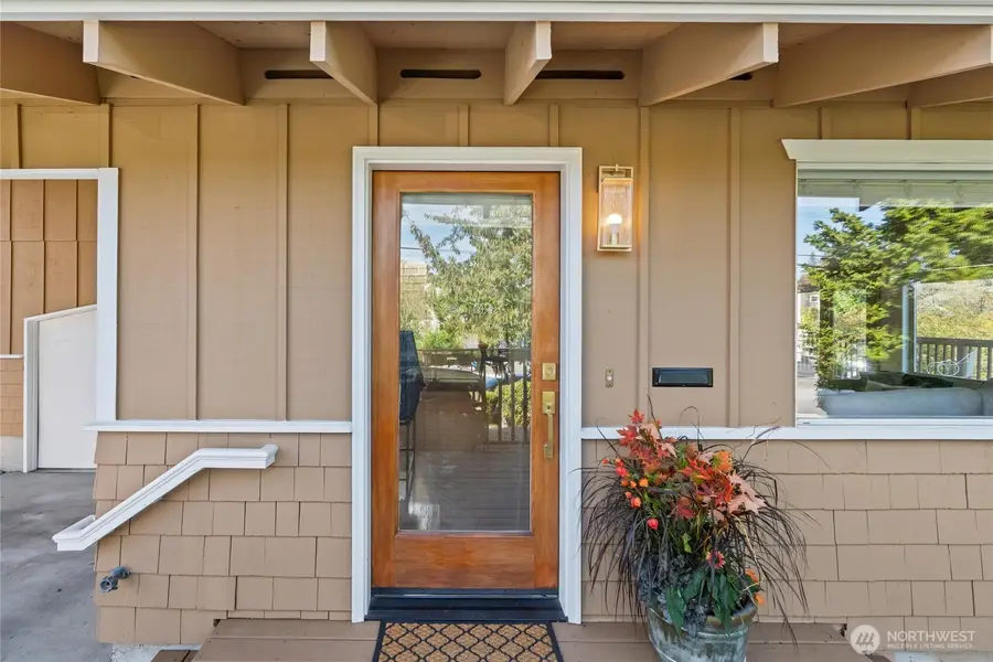 4321 Lander Street, Seattle, WA 98116 - Image #3