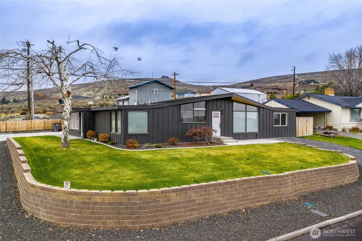 401 Statter Road, Ephrata, WA 98823 - Image #1