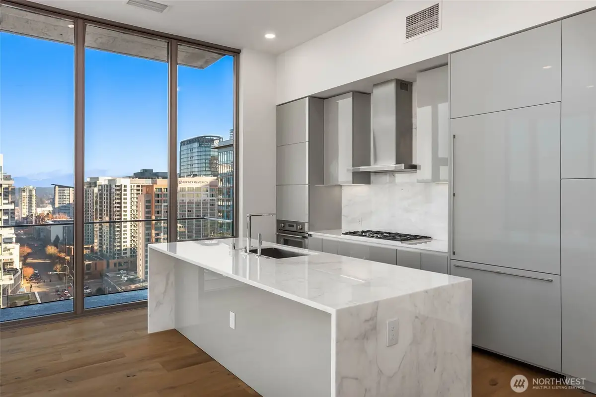 10232 NE 10th Street #1902, Bellevue, WA 98004 - Image #1