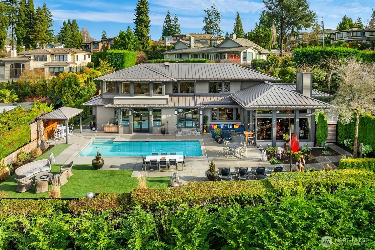 9600 NE 28th Street, Clyde Hill, WA 98004 - Image #1