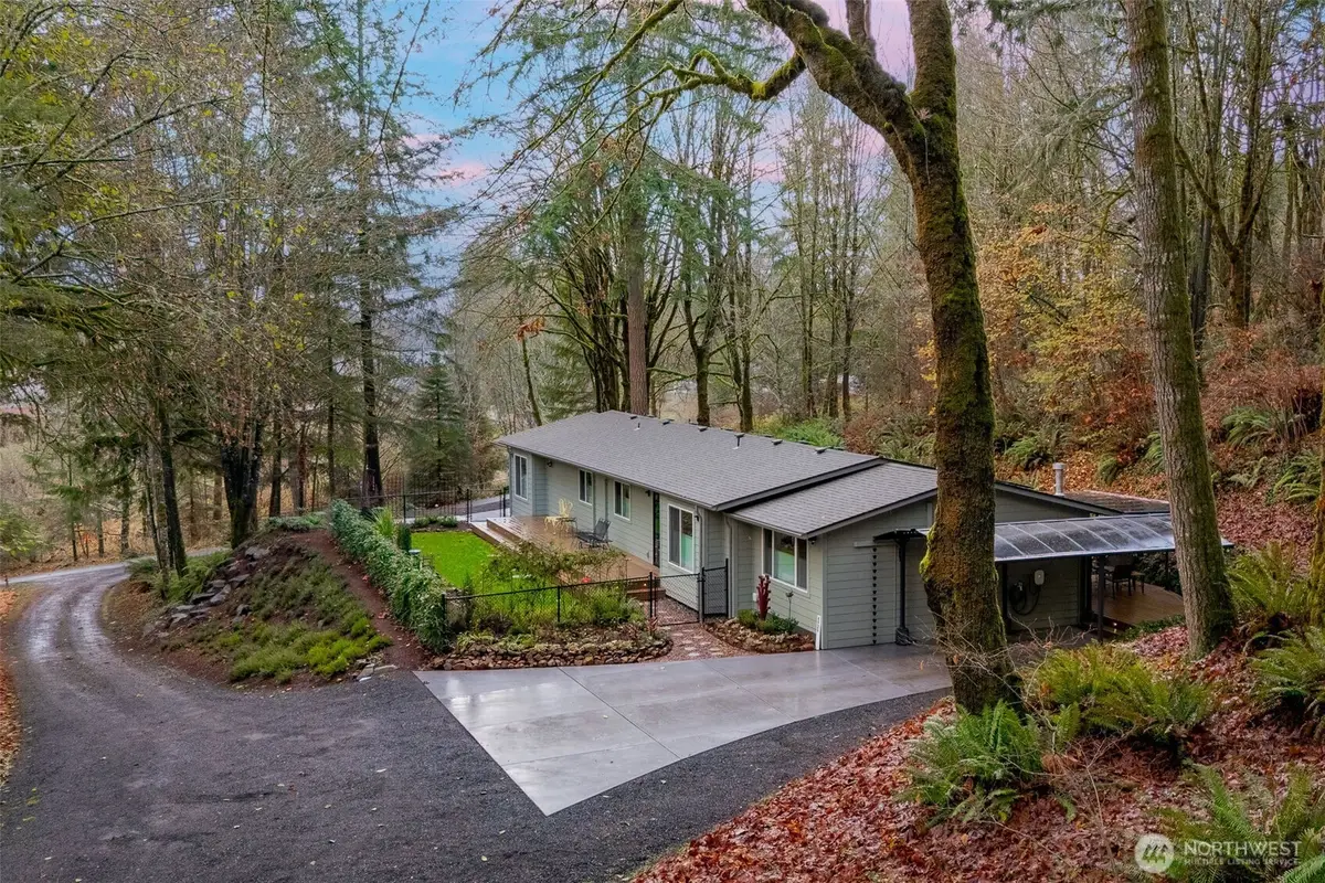 4929 Black Lake Boulevard Sw, Olympia, WA 98502 - Image #1