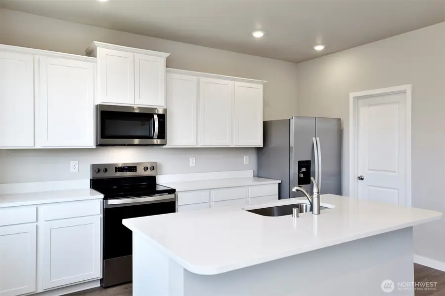 9715 Hay Street Se, Yelm, WA 98597 - #2