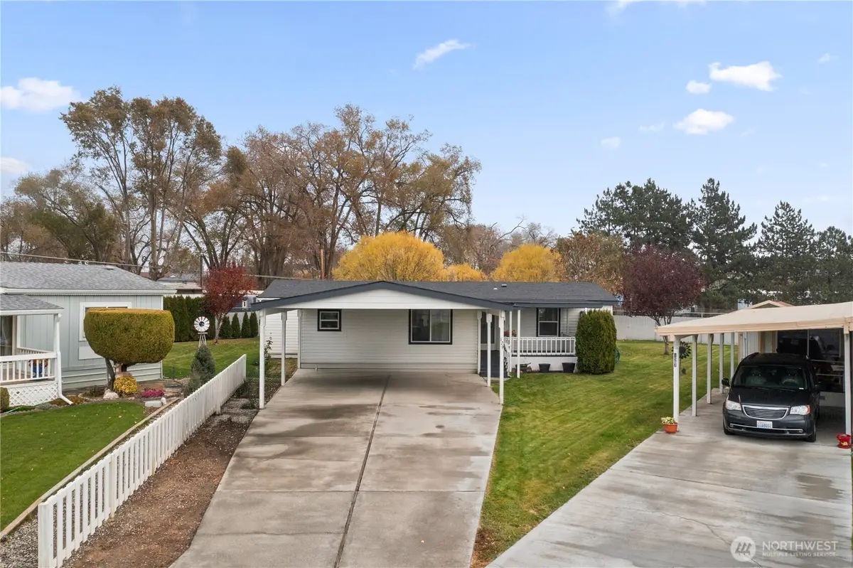 2240 W Broadway Avenue #129, Moses Lake, WA 98837 - Image #1