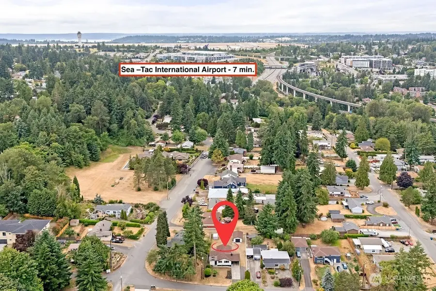 15633 47th Avenue S, Tukwila, WA 98188 - Image #3