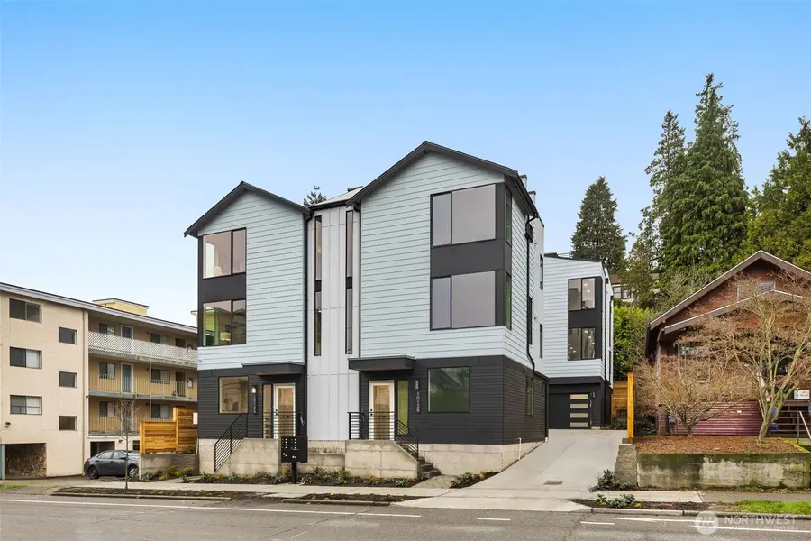 1012 NE 70th Street, Seattle, WA 98115 - Image #3