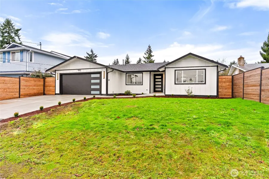 24427 14th Avenue S, Des Moines, WA 98198 - Image #2