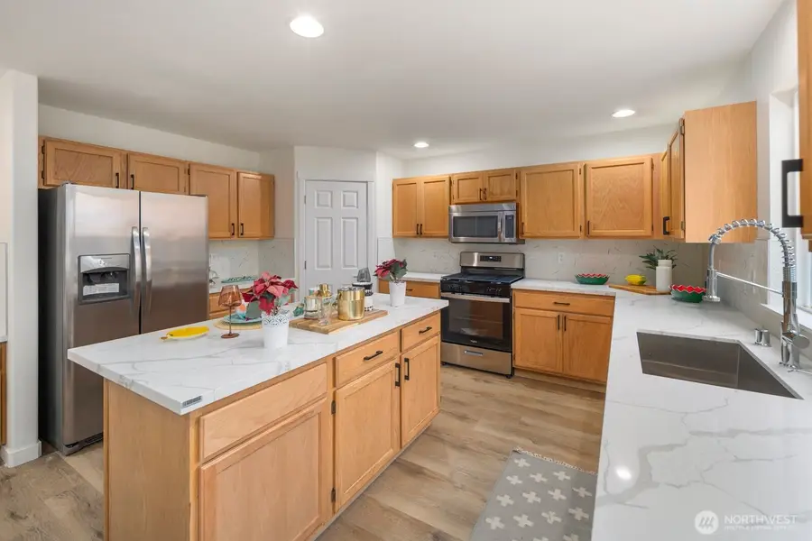 1211 176th Place Sw, Lynnwood, WA 98037 - Image #2