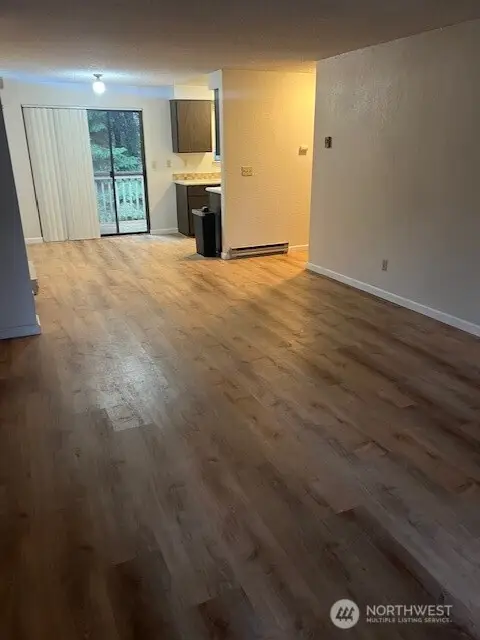 1101 SW Harrier Circle #202, Oak Harbor, WA 98277 - Image #2