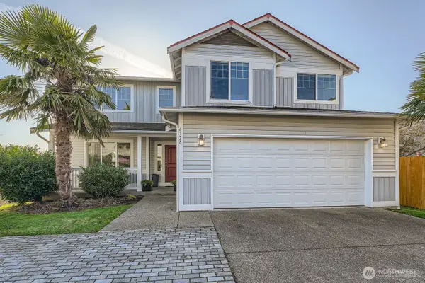 6728 149th Street Ct E, Puyallup, WA 98375