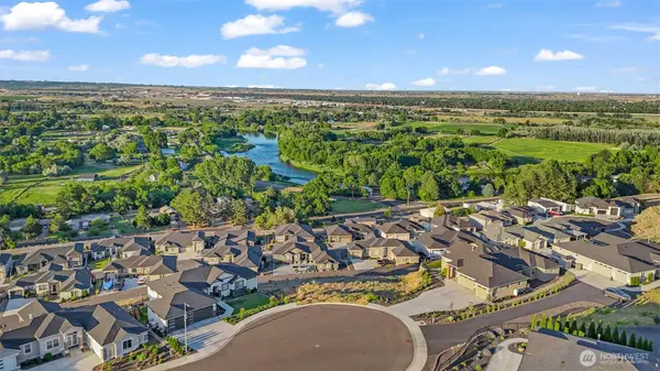 3560 Orchard St #34, West Richland, WA 99353