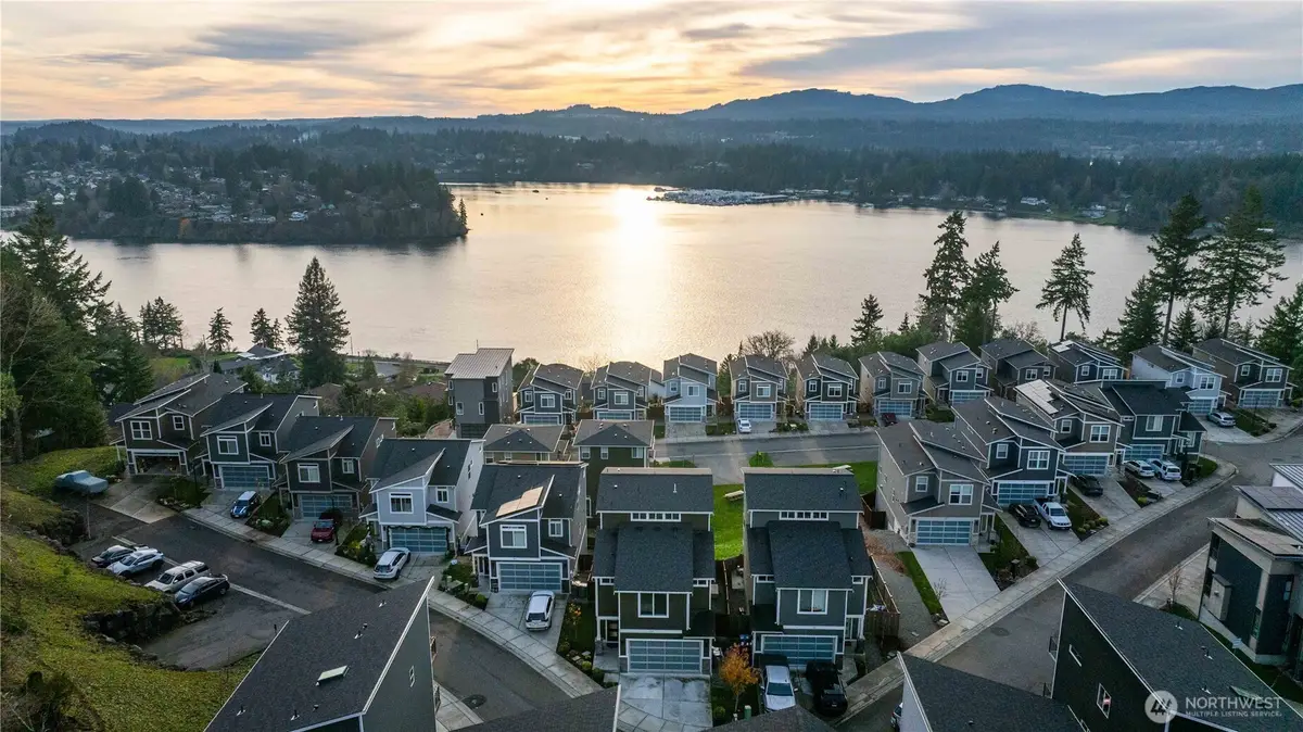139 Blackfish Court, Bremerton, WA 98310 - Image #1