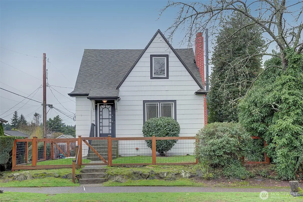 4415 SW Juneau Street, Seattle, WA 98136 - Image #1