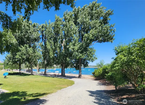 1 Beach 545-e, Manson, WA 98831