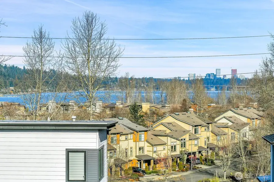 1113 N 39th Court, Renton, WA 98056 - Image #2