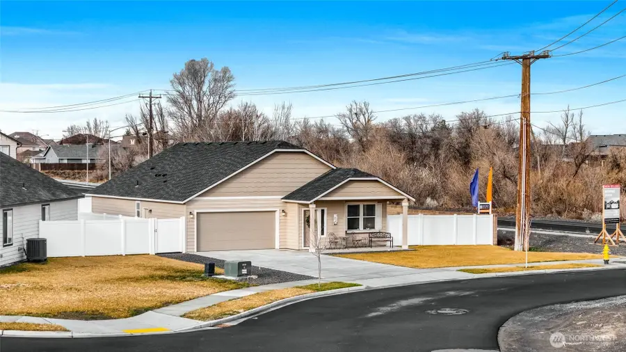 502 N Montana Street, Moses Lake, WA 98837 - Image #2