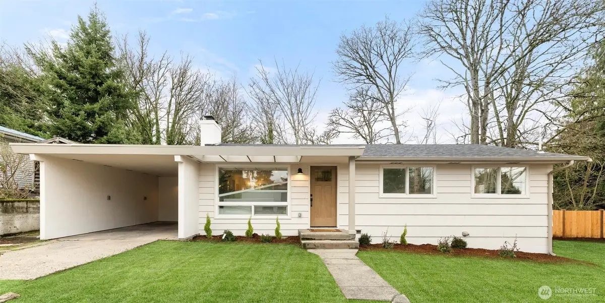 10419 18th Avenue S, Seattle, WA 98168 - Image #1