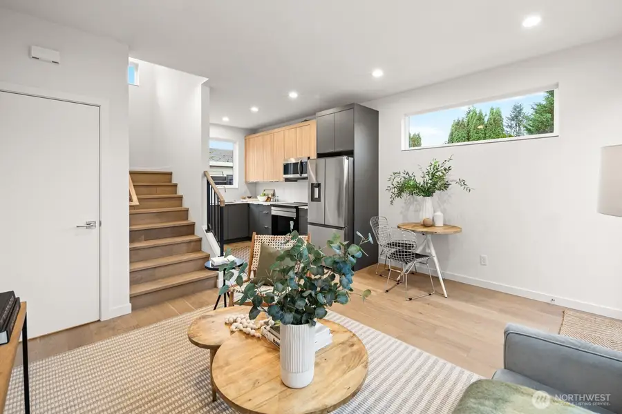 713 N 70th Street, Seattle, WA 98103 - Image #3