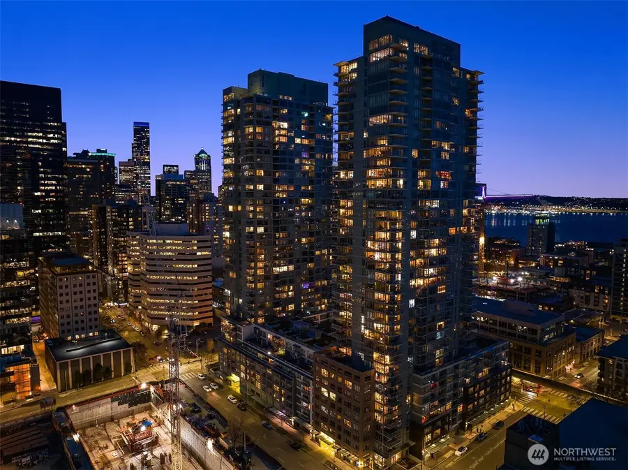 588 Bell Street #214S, Seattle, WA 98121 - Image #2