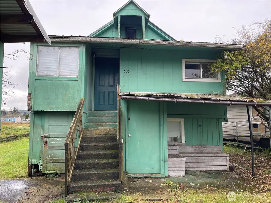 606 Schley, Aberdeen, WA 98520 - Image #2