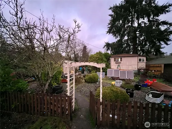 2530 NE Helm Street, Bremerton, WA 98310