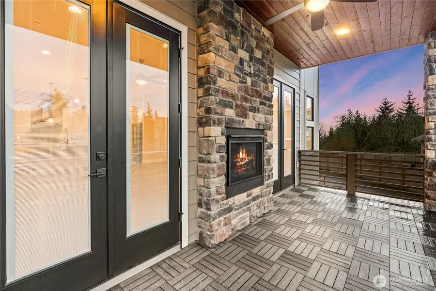 19 95th Avenue E, Edgewood, WA 98371 - Image #3