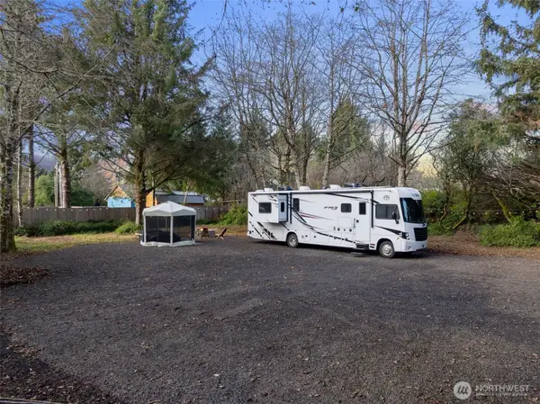 337 Mast Ave Nw #416,415,417, Ocean Shores, WA 98569