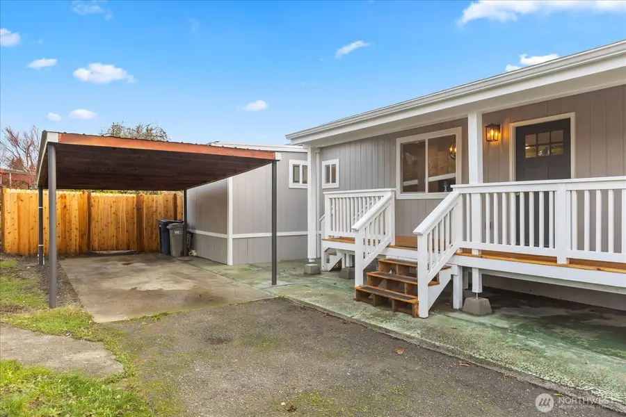 14322 Admirality Way #31, Lynnwood, WA 98087 - Image #3