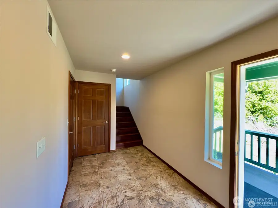 189 S Sand Dune Avenue Sw, Ocean Shores, WA 98569 - Image #3