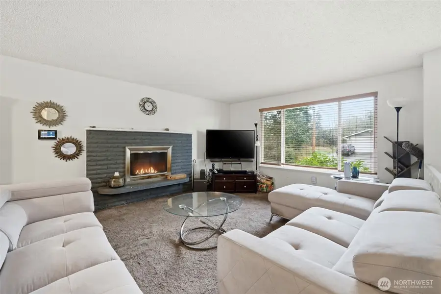 2012 S 332nd Street, Federal Way, WA 98003 - Image #2