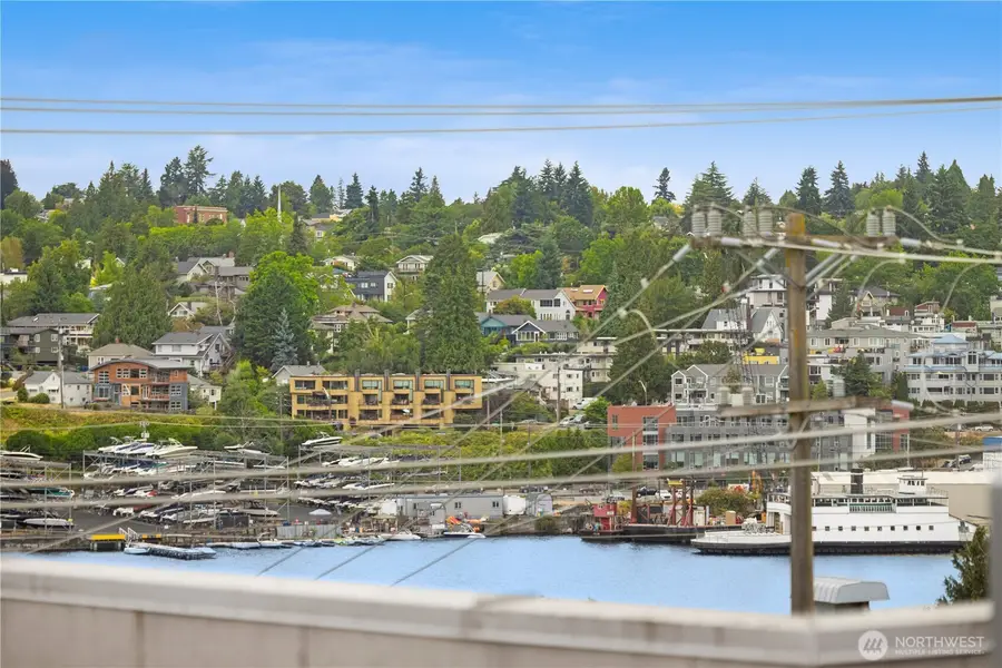 2960 Eastlake Avenue E #403, Seattle, WA 98102 - Image #3