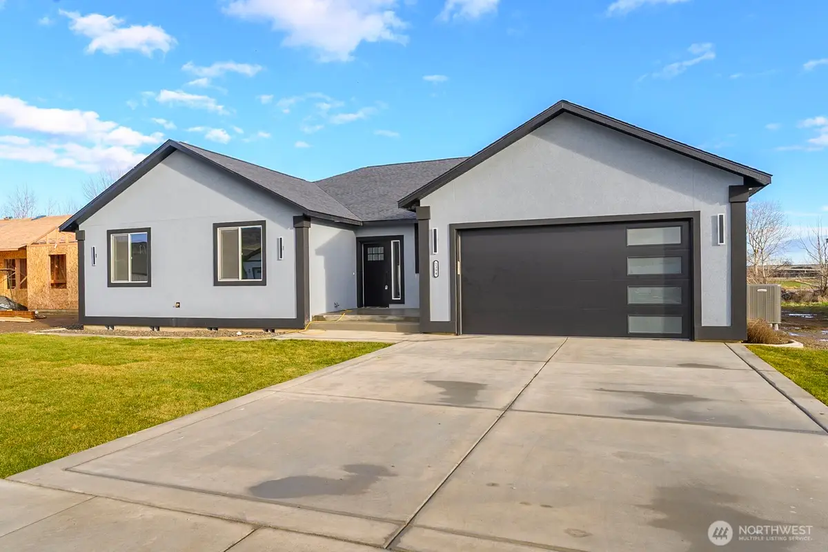 2394 Hunter Street, Ephrata, WA 98823 - Image #1