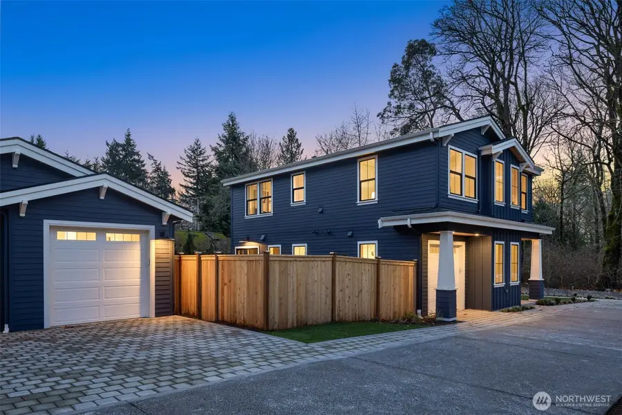 10606 NE 54th Lane, Kirkland, WA 98033 - Image #2