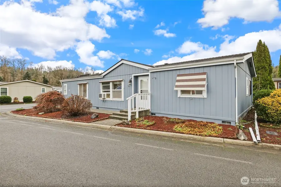 15400 SE 155th Street #49, Renton, WA 98058 - Image #2