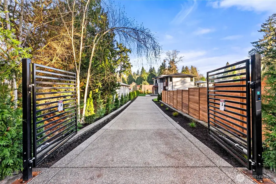 30220 23rd Avenue Sw, Federal Way, WA 98023 - Image #3